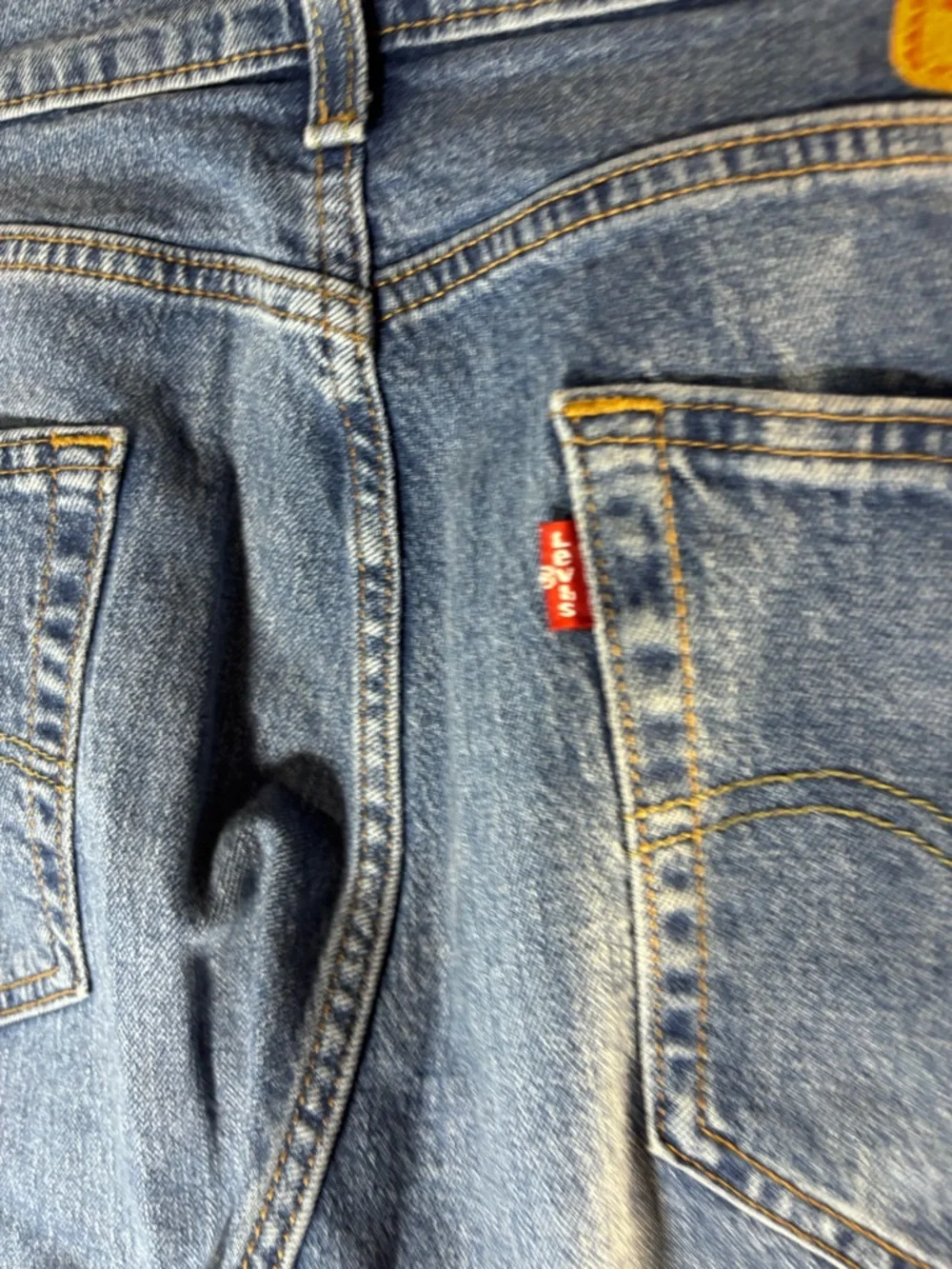 Levi's Straight‎ Jeans in Faded Blue Wash